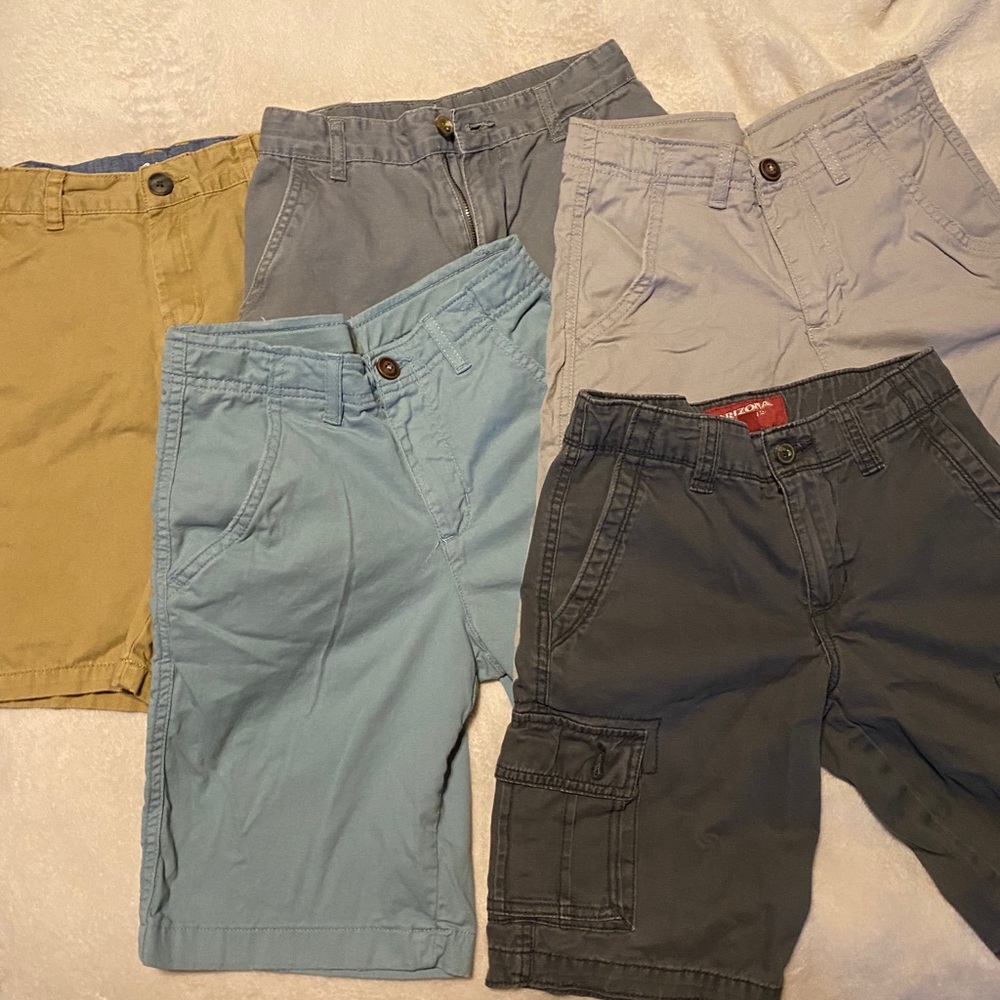 5 Pair of Size 12 Boys Shorts - Picture 2 of 4
